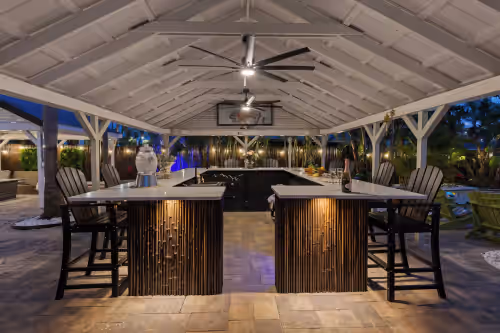 Clearwater Beach Entire Private Resort! SALT Heated Pool! Sleeps 30 Comfortably!