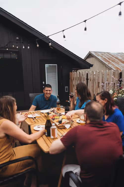 Barn Burner: Luxe Space for 29 ppl in Downtown Nashville, IN