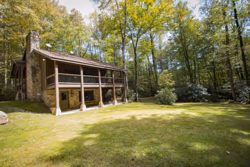 Private Waterfront Estate, 7 Cabins, Nestled on 500+ acres w/ waterfalls, trails, estate wedding venue in Robbinsville, North Carolina