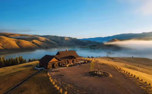 Willow Ridge Lodge - Nestled Above Rock Creek