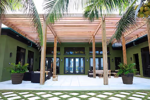 Yellowbird Estate in Double Bay: Fully Staffed