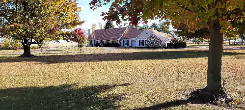 Indoor Pool, Hot Tub, Fireplaces, Golf, Park-like setting. Family Reunion Place!