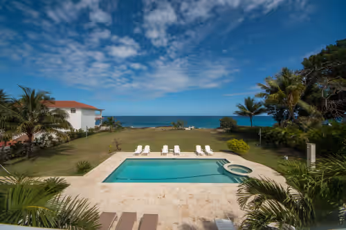 7-bedroom Oceanfront Villa with Pool, Amazing Sea Views, Guest-Friendly
