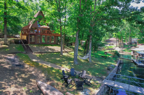 100+ acres sleeps 30+, pool, lazy river, hot tub, bball, tennis, and more, photo 2