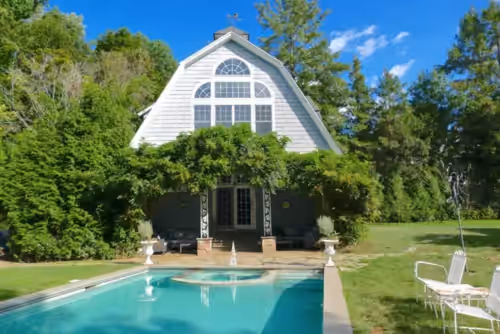 Country Carriage House ONLY 15 MIN TO NYC Great for Families, Couples, Reunions