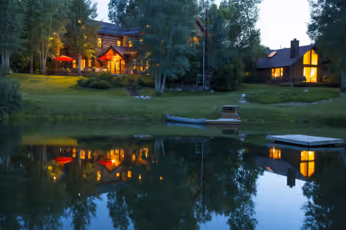 Snowmass Valley Ranch
Sleeps 18 - 6 Bedrooms - 6.5 Bathrooms