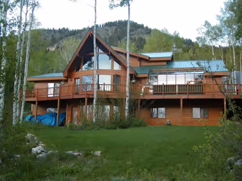 Incredible Mountain, Lake, and Golf Course Views, awesome Star-Filled nights.