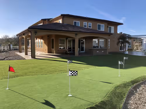 Hilltop Villa 5BR & Loft,  4.5BA Sleep16+,  360 Panoramic Mountain View
