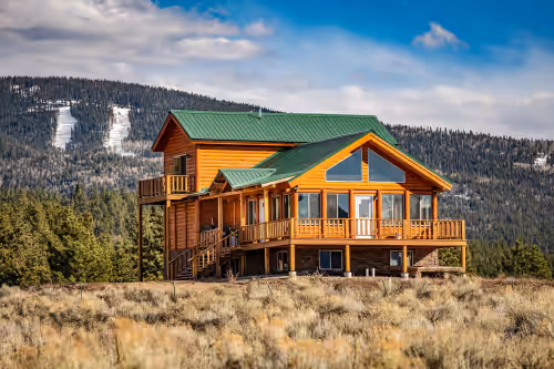 Mountain House Sleeps 18, Mins to Ski, Hike, Golf, Fish; Generator;  Fenced Yard