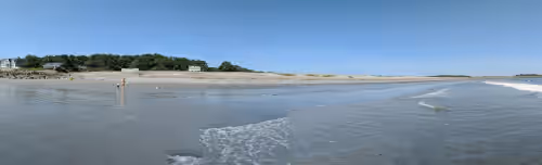 Crescent Beach, walk, or ride the Bikes at Enchanting Home only moments from PRIVATE BEACH on Historic Gerrish Island