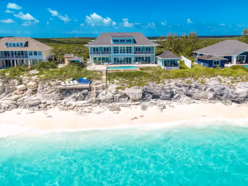 Shades of Blue a luxury home on private beachfront sleeps 20ppl, chef, boat tour