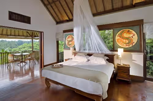 Bukit Naga Estate,Lux 7 Bed,Gianyar at 6.5BR Villa w/ Waterfall & Feature Garden Near Ubud! 10min Drive to Bali Safari