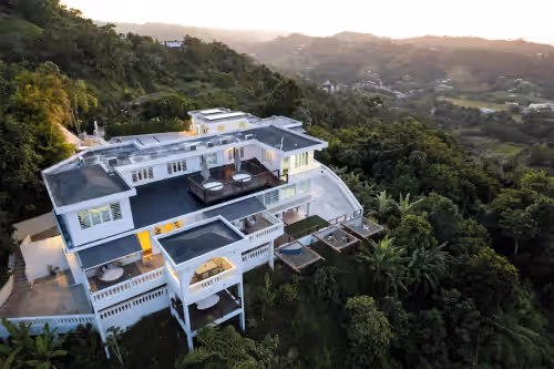 Cielos Panoramic Villas