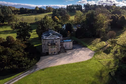 7 bedroom luxury country house on a private estate in Central Scotland