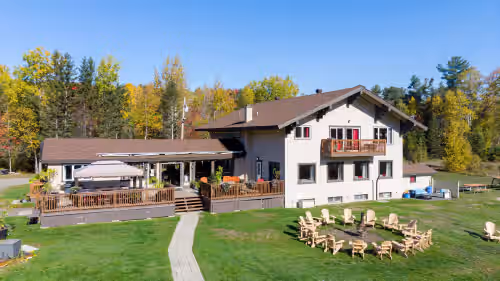 Enchanting Lakefront Property in the Heart of Nature