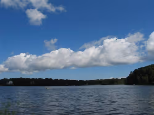 Avoid crowds with private lakefront beach perfect for large groups, photo 2