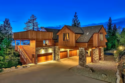 17 Bdrm/18 bath,17,000 Sq ft Epic Mansion from Tahoe South Vacation Rentals