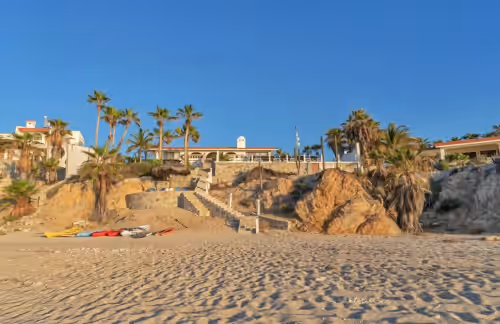 Casa Alvarado: Luxury Beachfront Villa in Punta Pescadero, photo 4