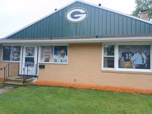 Exterior at Miss Liberty Lambeau
