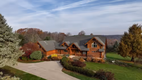 Rustic Timber Lodge w/Hot Tub-Sleeps 16