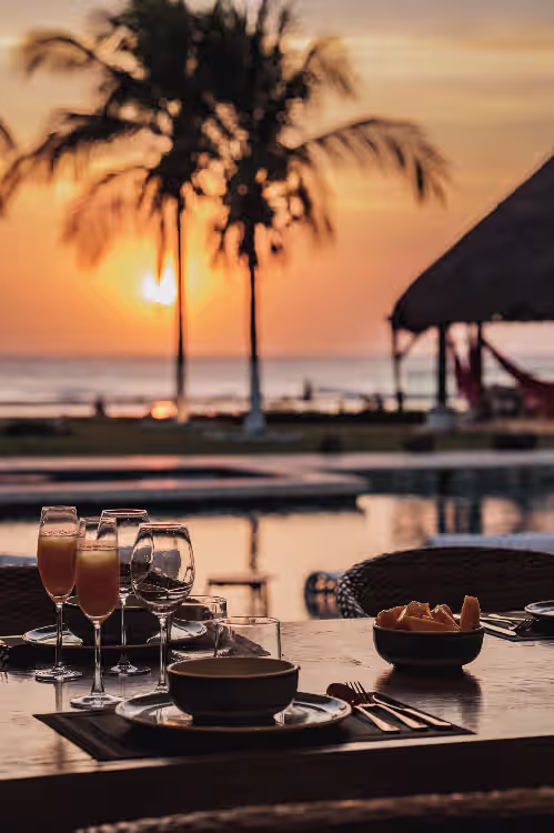 Luxury Beach Front Villa w 2 Private Pools+BBQ