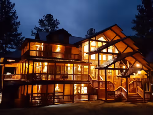 8BR Luxury Cabin,Hot Tub,Fishing Lake -Anandville