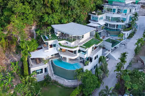 Villa Beyond & Namaste 16-Bedroom Seaview Villas