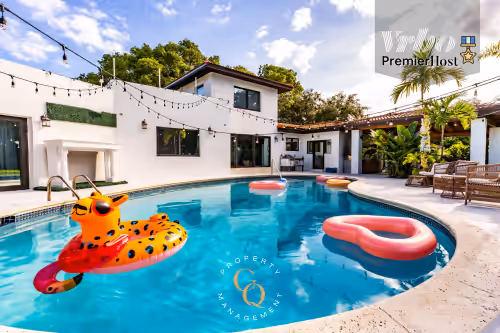Luxury Villa W/ Pool, Concierge, Yacht and Chef Services!