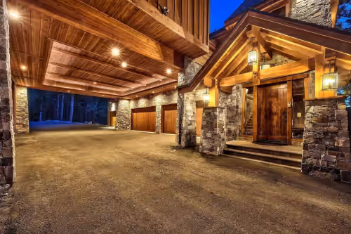 17 Bdrm/18 bath,17,000 Sq ft Epic Mansion from Tahoe South Vacation Rentals, photo 3
