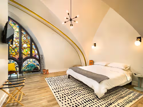 Bedroom 6 at The Deacon