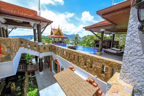 Property grounds at Reuan Thai Villa Phuket
