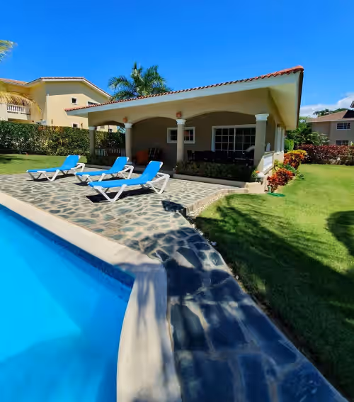 9BD guest-friendly complex in central Sosua, 2 pools, WiFi/AC/cable TV/BBQ