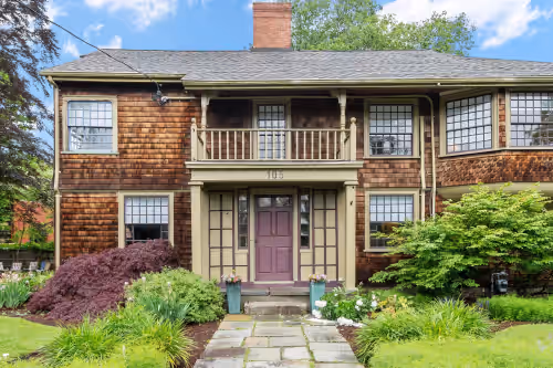 9-bedroom vacation home near Cape Cod Beaches, beachfront wedding venue in Falmouth, Massachusetts